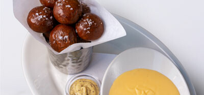 Pretzel Bites With Cheddar Cheese Fondue