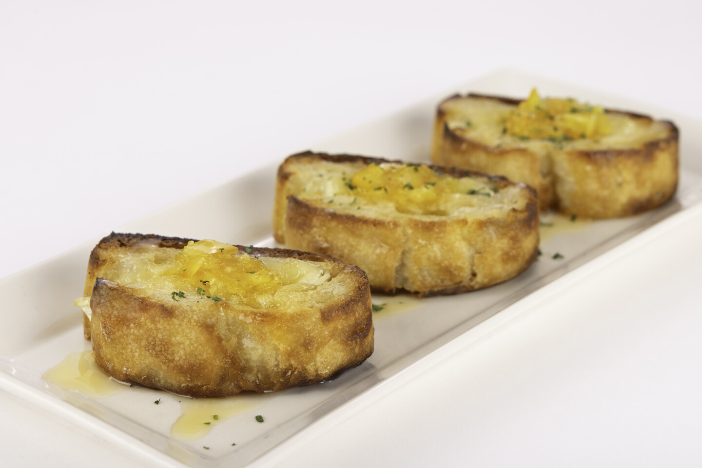 baked-brie-with-truffle-honey-butter