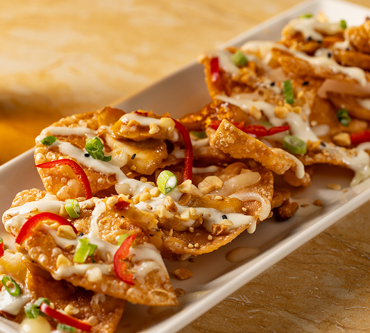 Asian chicken nachos